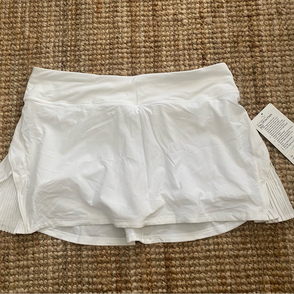 Lululemon Play off the Pleats Skirt size 10